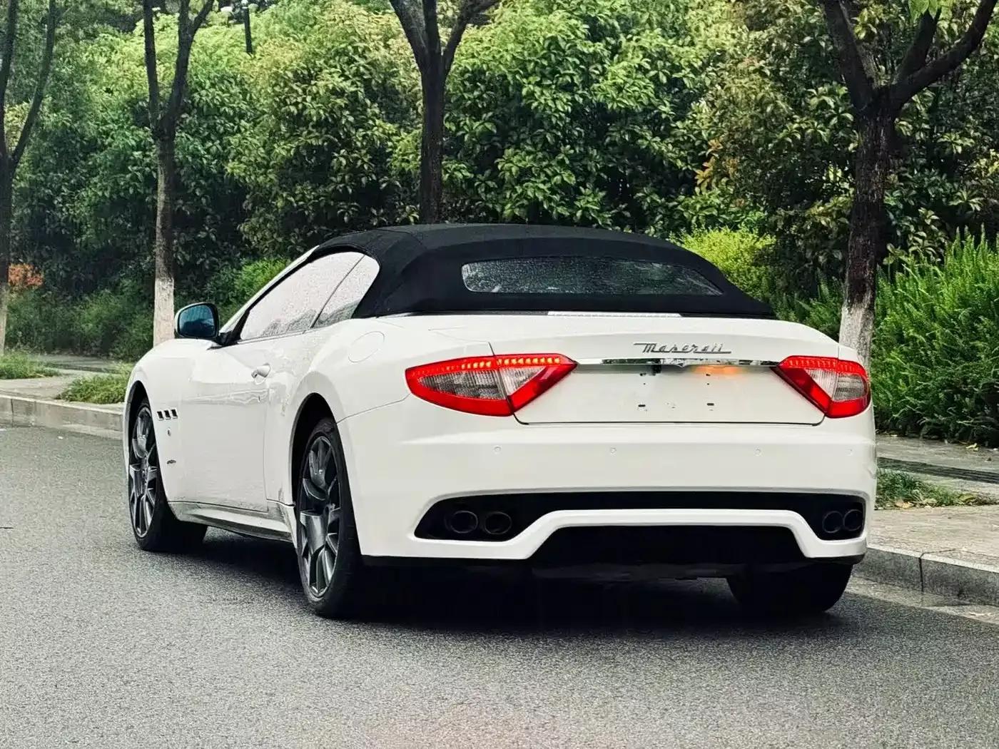 GranCabrio 2010 4.7L Automatic — миниатюра 11