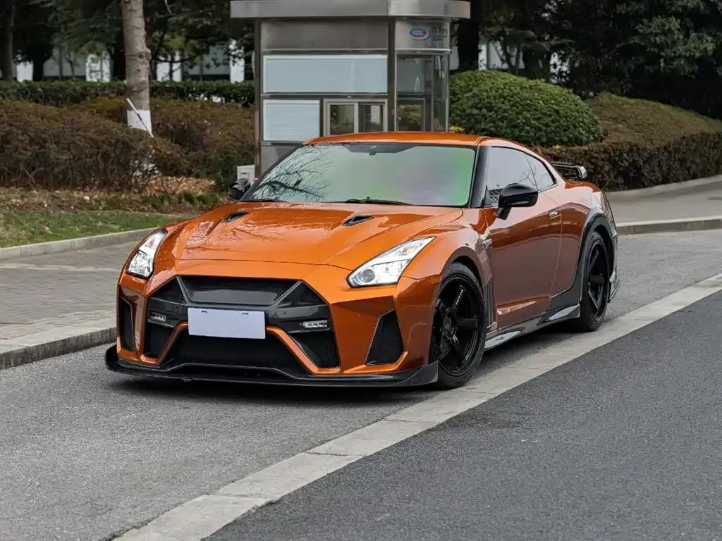 2017 Nissan GT-R 3.8T Flagship Edition — миниатюра 1