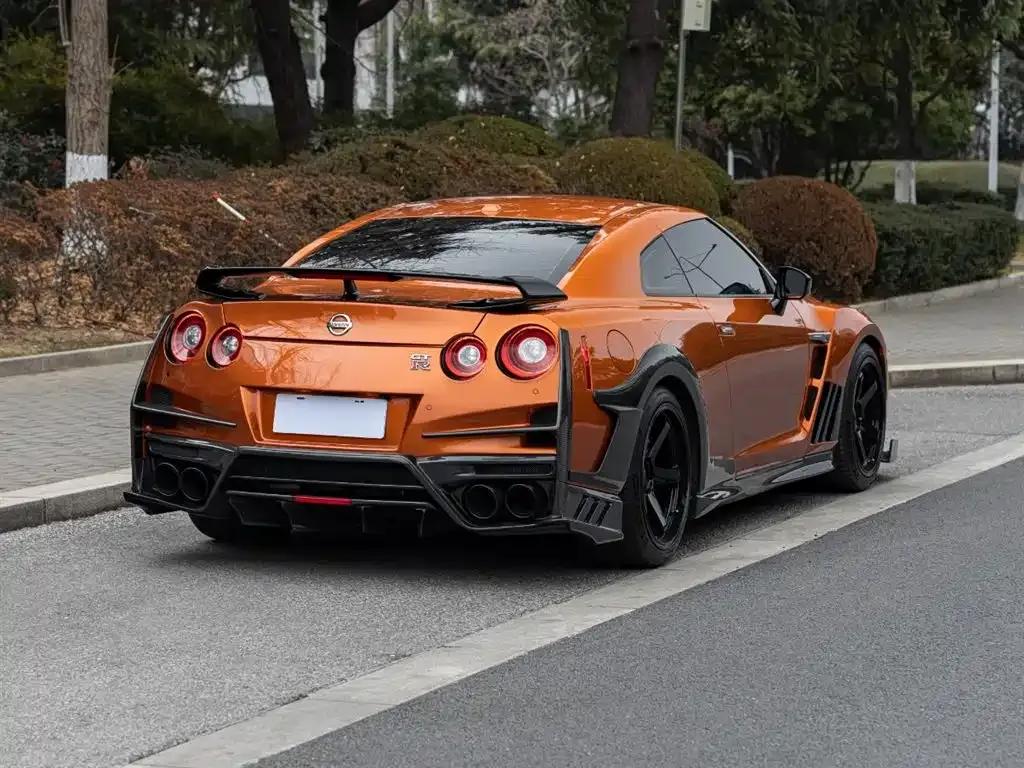 2017 Nissan GT-R 3.8T Flagship Edition — миниатюра 4