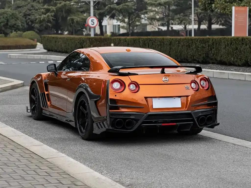 2017 Nissan GT-R 3.8T Flagship Edition — миниатюра 6