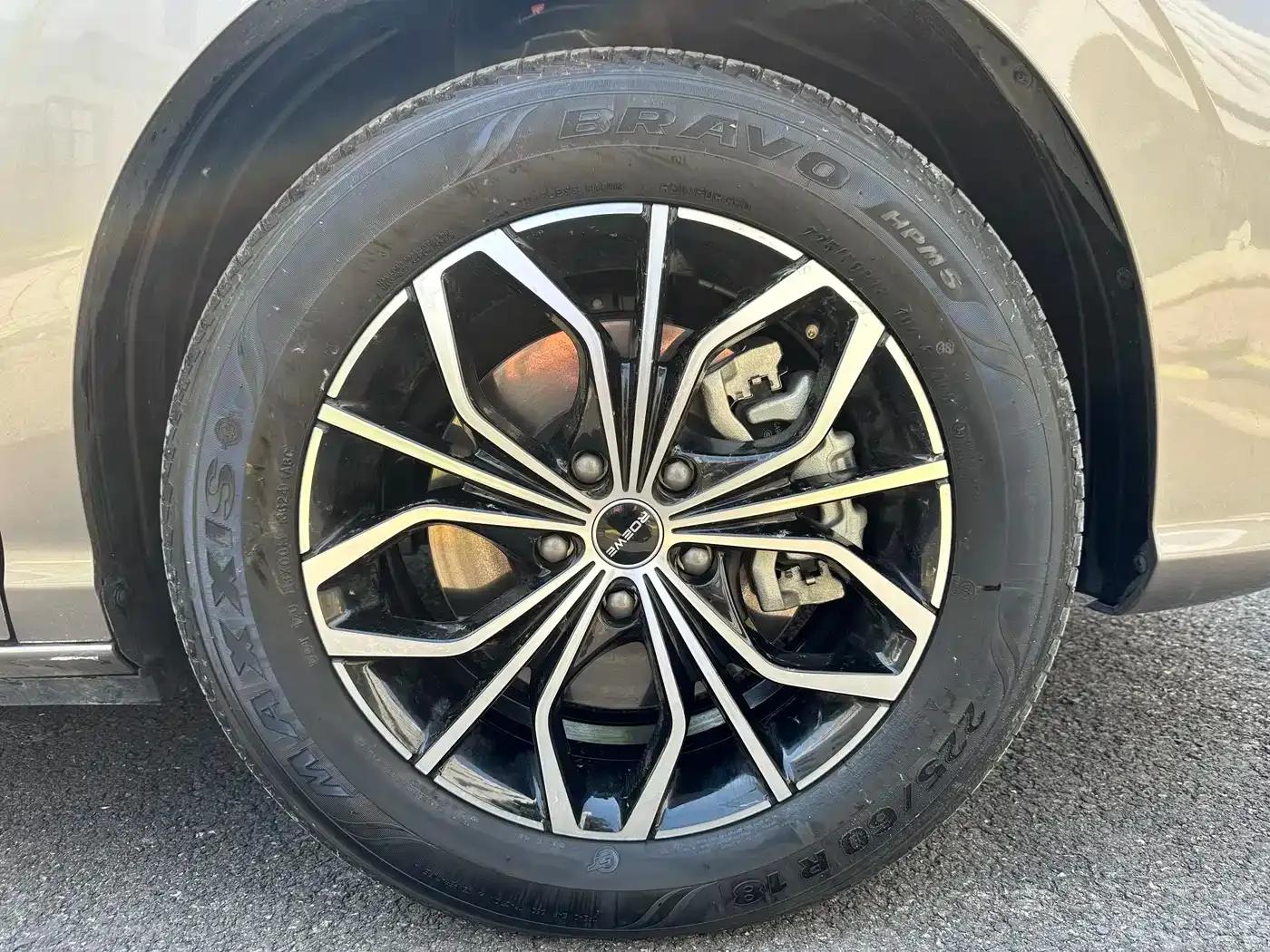 Roewe iMAX8 New Energy 2025 1.5T DMH Luxury Edition — миниатюра 21
