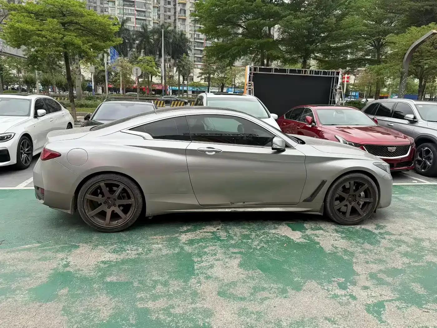Infiniti Q60 2019 S 2.0T Luxury Sport Edition — миниатюра 3