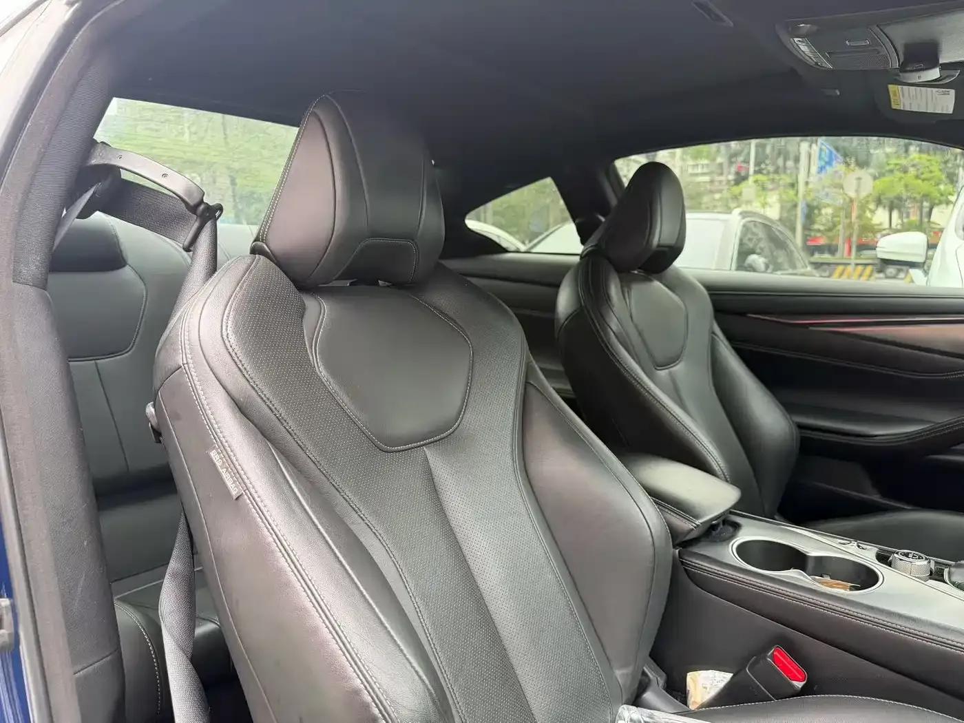 Infiniti Q60 2019 S 2.0T Luxury Sport Edition — миниатюра 4