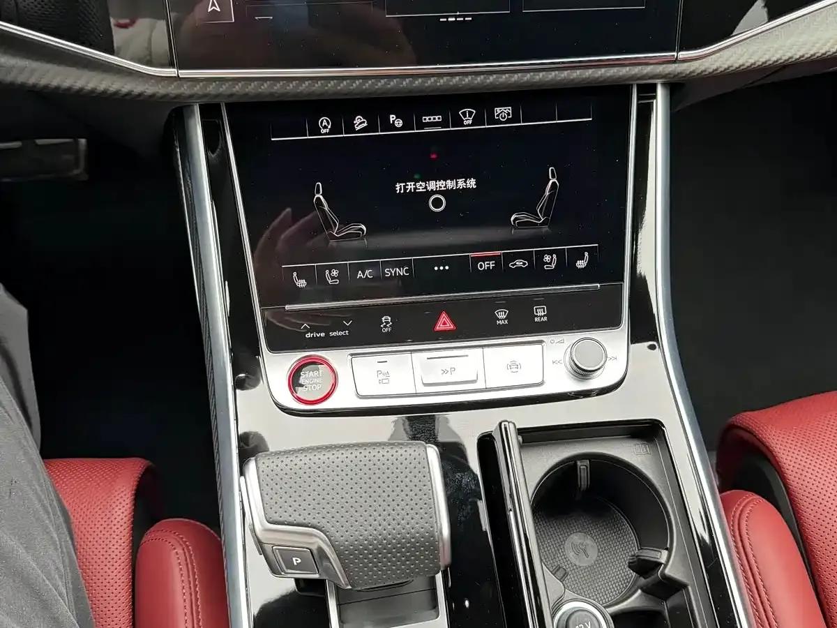 Audi SQ7 2024 4.0 TFSI — миниатюра 10