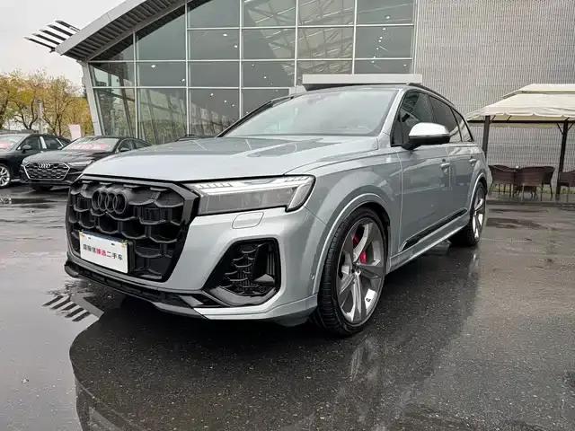Audi SQ7 2024 4.0 TFSI