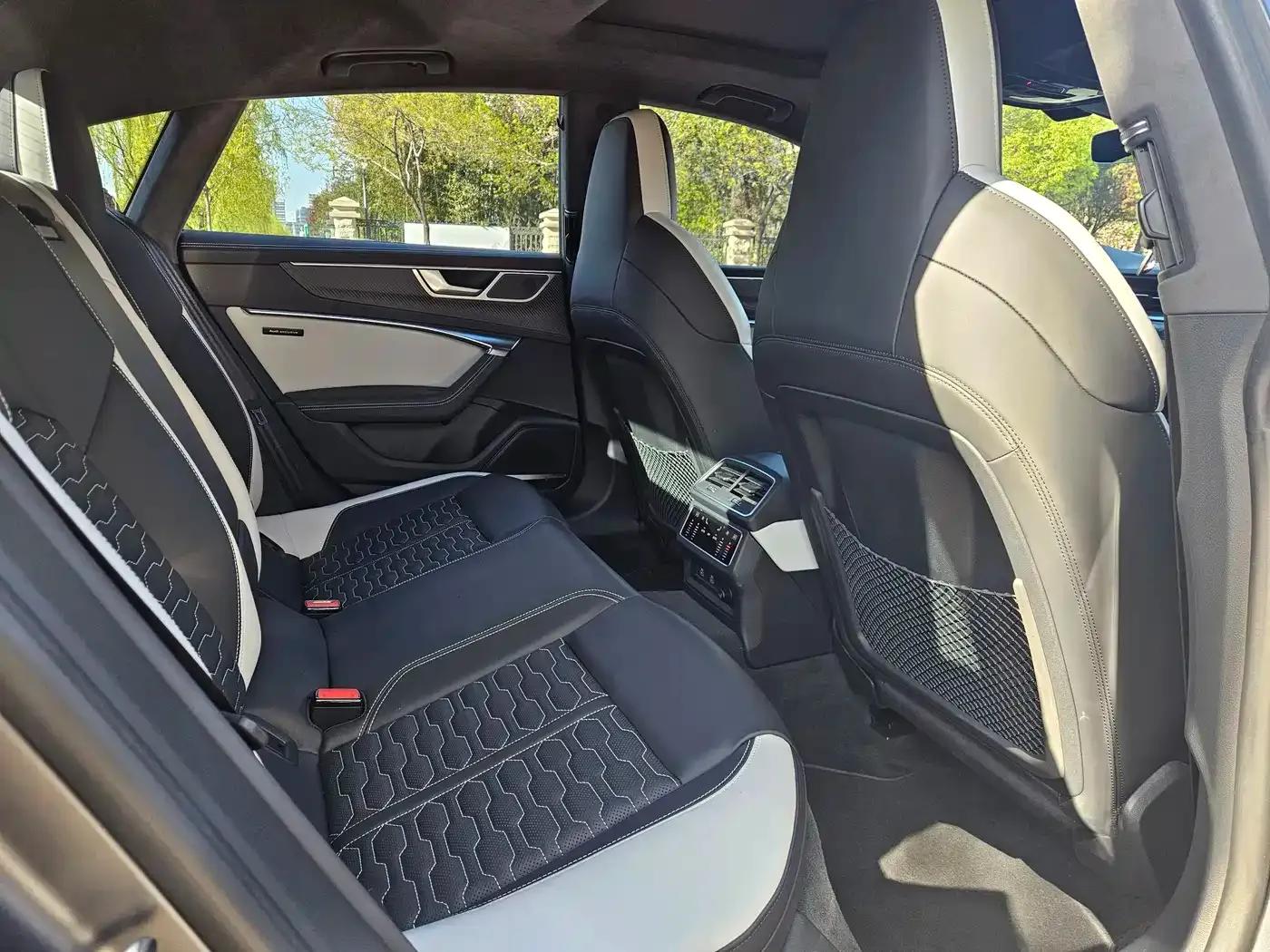 2022 Audi RS 7 RS 7 4.0T Sportback — миниатюра 10