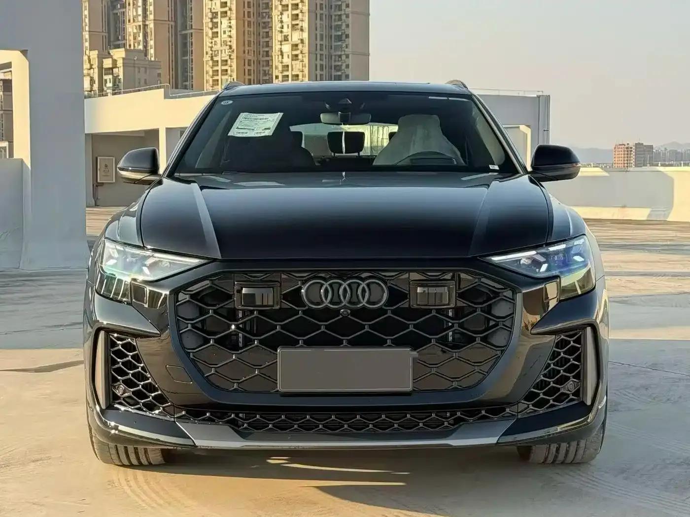 2025 Audi RS Q8 4.0T Performance — миниатюра 2