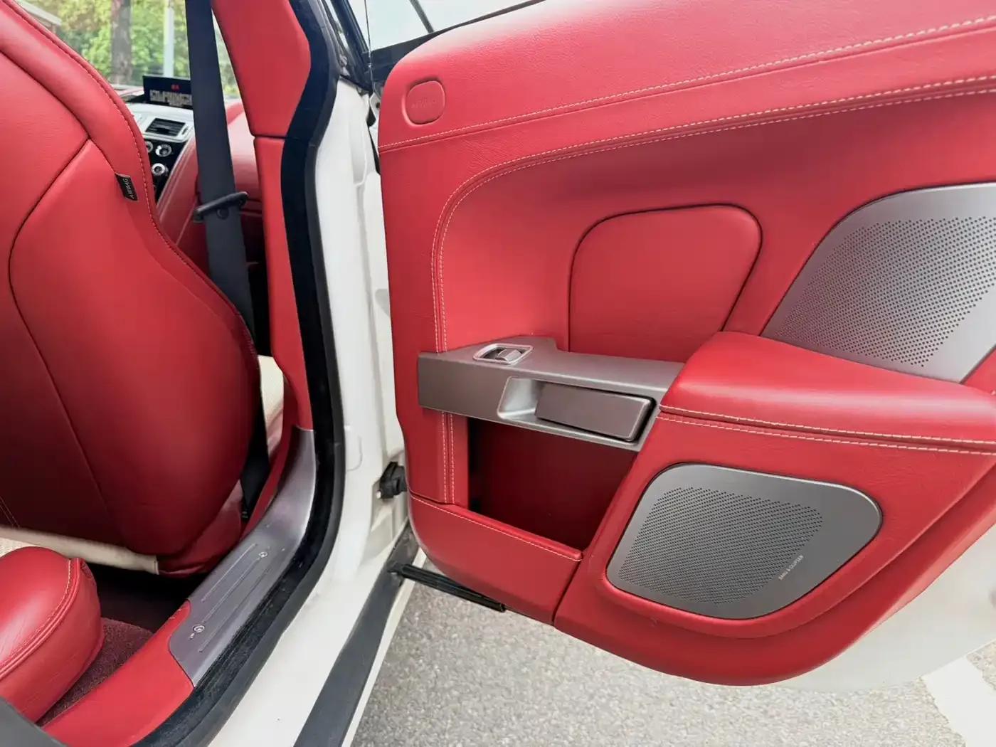 2010 Rapide 6.0L — миниатюра 15