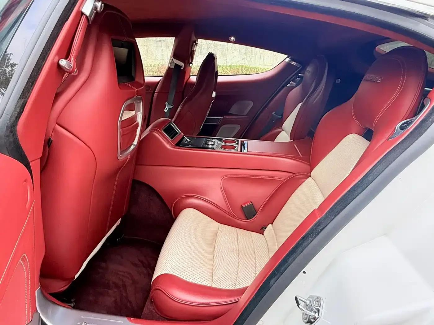 2010 Rapide 6.0L — миниатюра 17