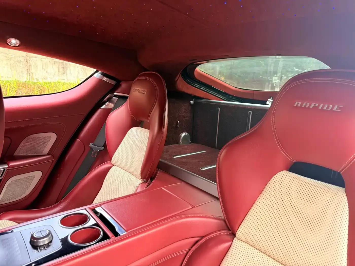 2010 Rapide 6.0L — миниатюра 22