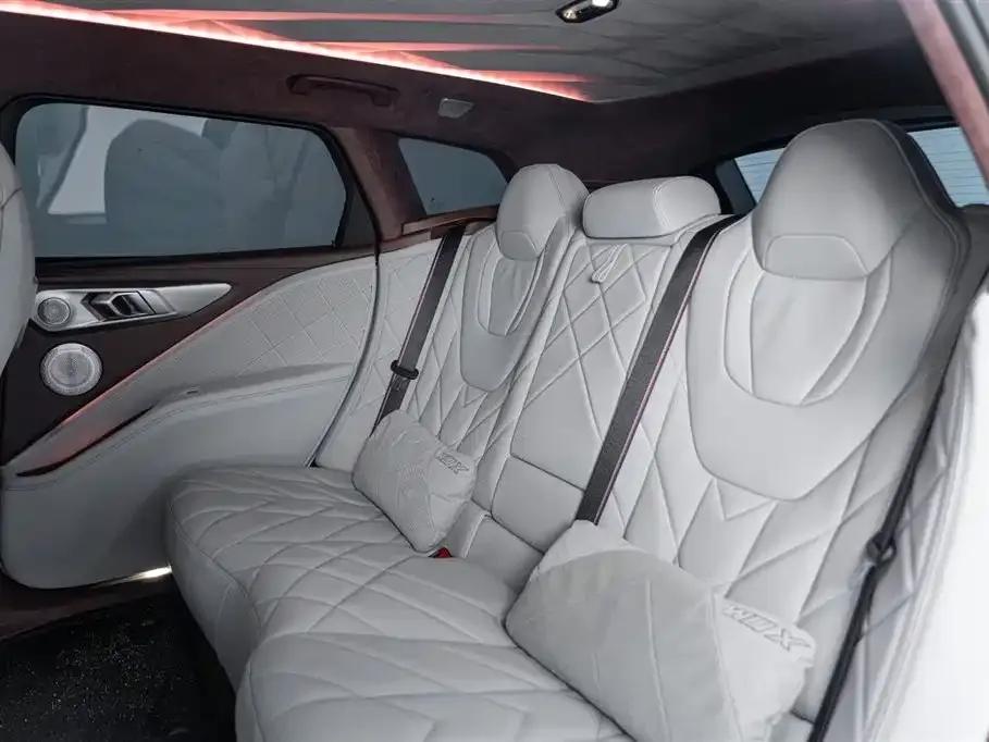 BMW XM 2023 50e — миниатюра 9