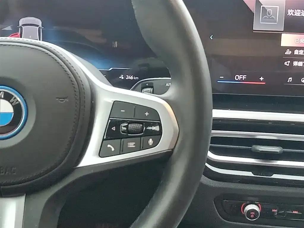 BMW i4 2023 eDrive35 — миниатюра 16
