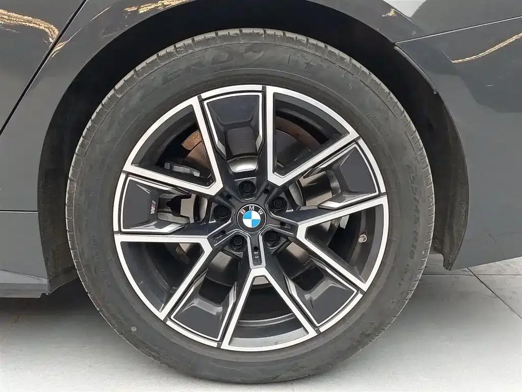 BMW i4 2023 eDrive35 — миниатюра 18