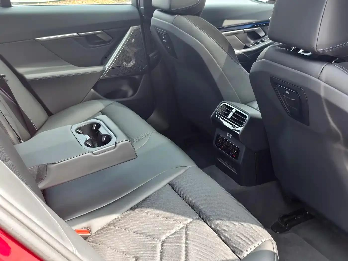 2024 BMW i5 M60 xDrive M60 — миниатюра 16