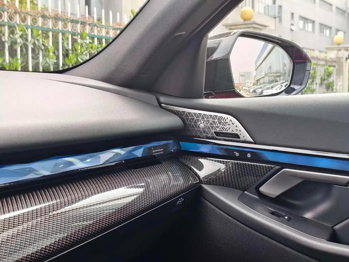 2024 BMW i5 M60 xDrive M60 — миниатюра 18