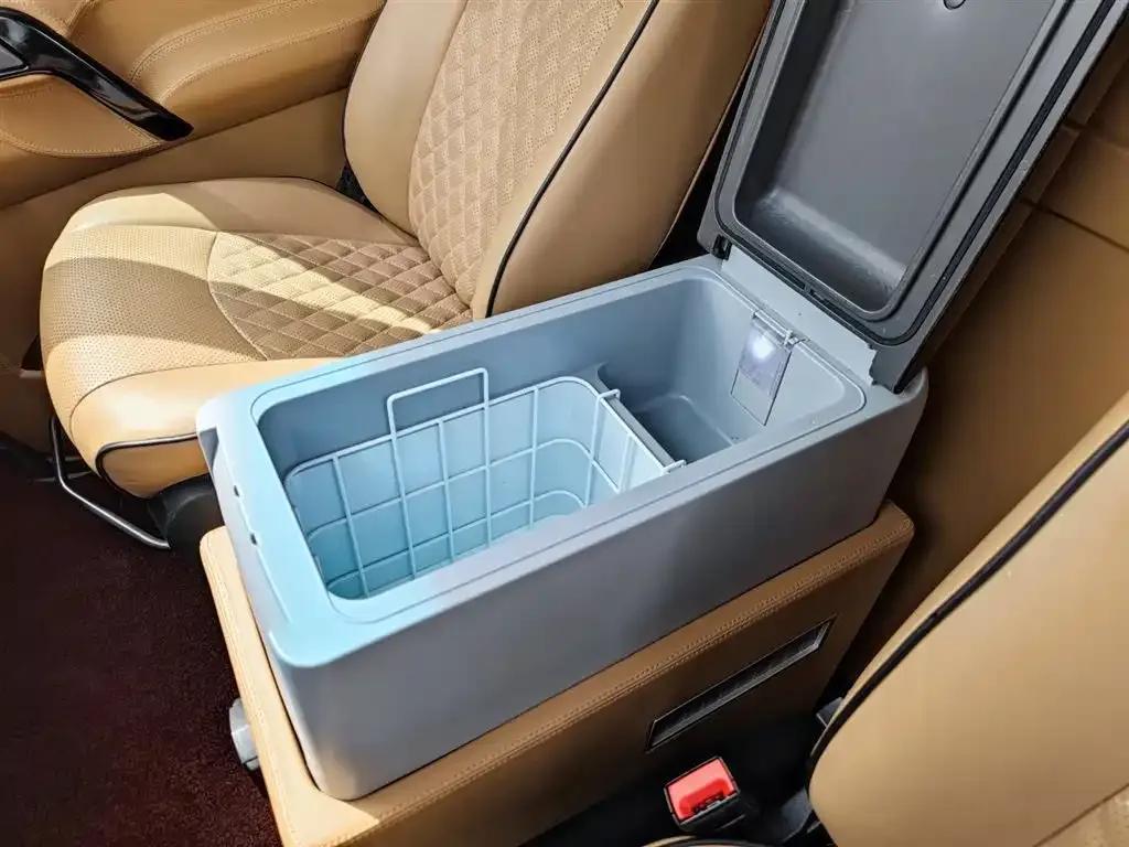 2017 Sprinter 3.5L Automatic — миниатюра 25