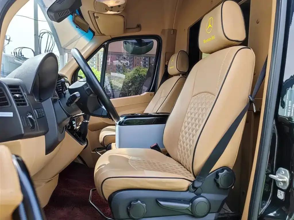 2017 Sprinter 3.5L Automatic — миниатюра 7
