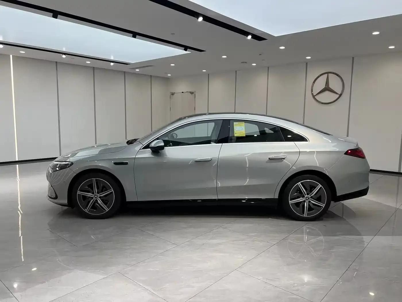 Mercedes-Benz CLA PHEV 2025 300L Extended Range Version — миниатюра 4