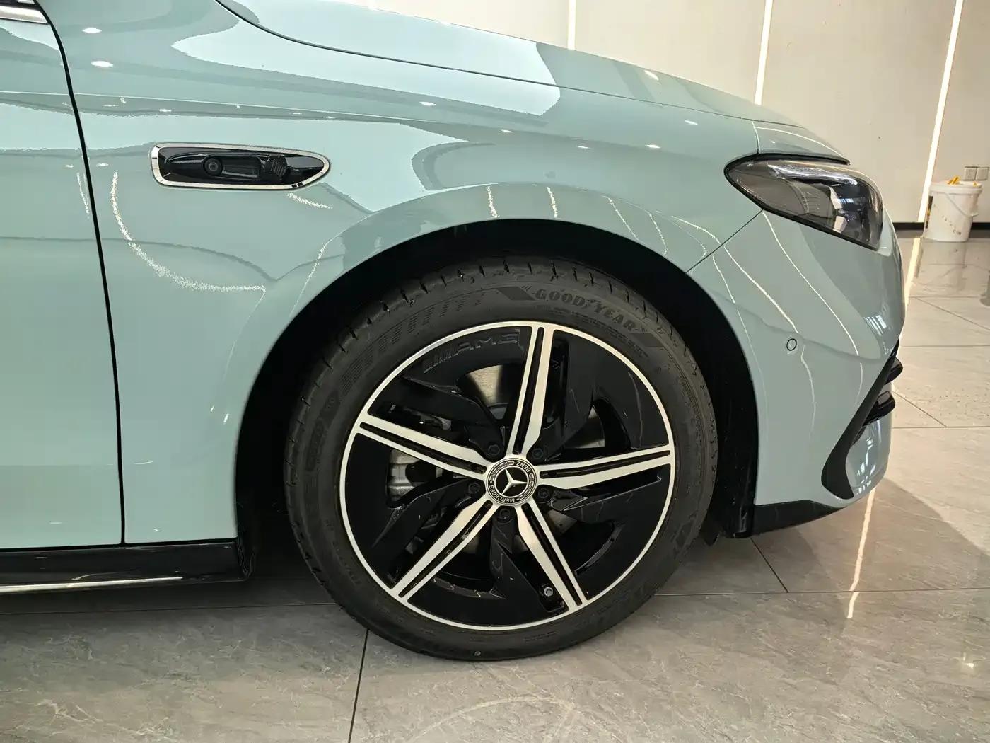 Mercedes-Benz CLA PHEV 2025 300L Extended Range Intelligent Edition — миниатюра 14