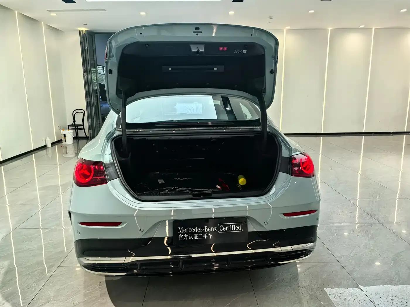 Mercedes-Benz CLA PHEV 2025 300L Extended Range Intelligent Edition — миниатюра 17