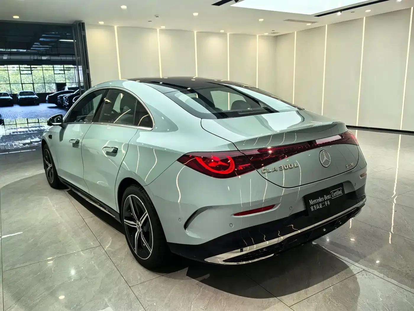 Mercedes-Benz CLA PHEV 2025 300L Extended Range Intelligent Edition — миниатюра 20