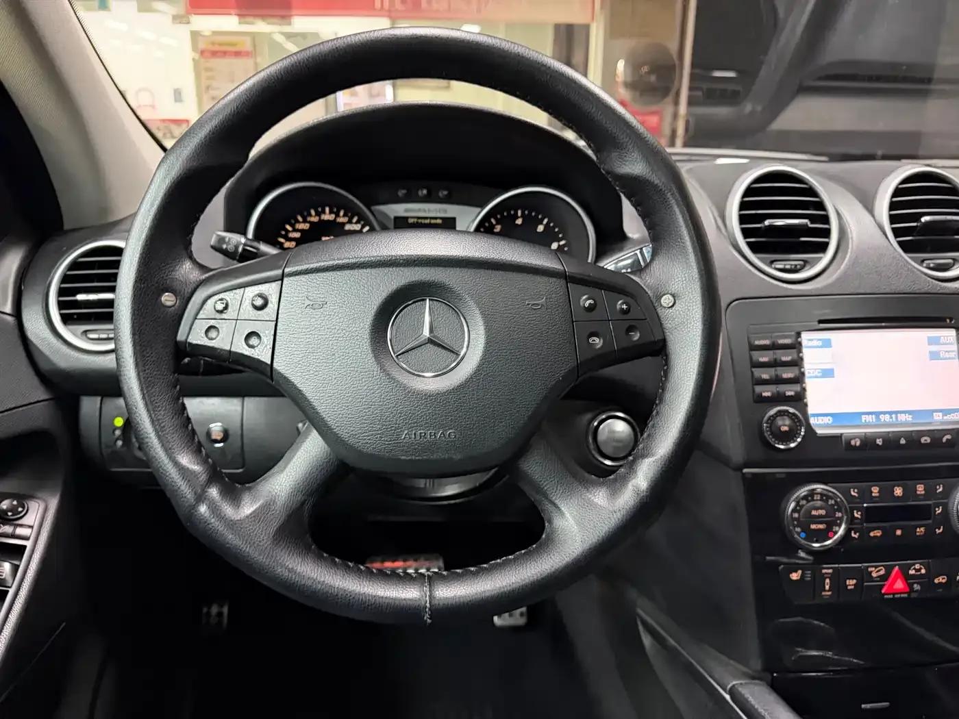 2007 Mercedes-Benz M-Class AMG ML 63 — миниатюра 11