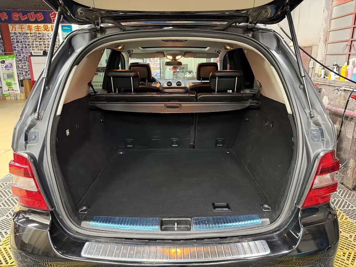 2007 Mercedes-Benz M-Class AMG ML 63 — миниатюра 36