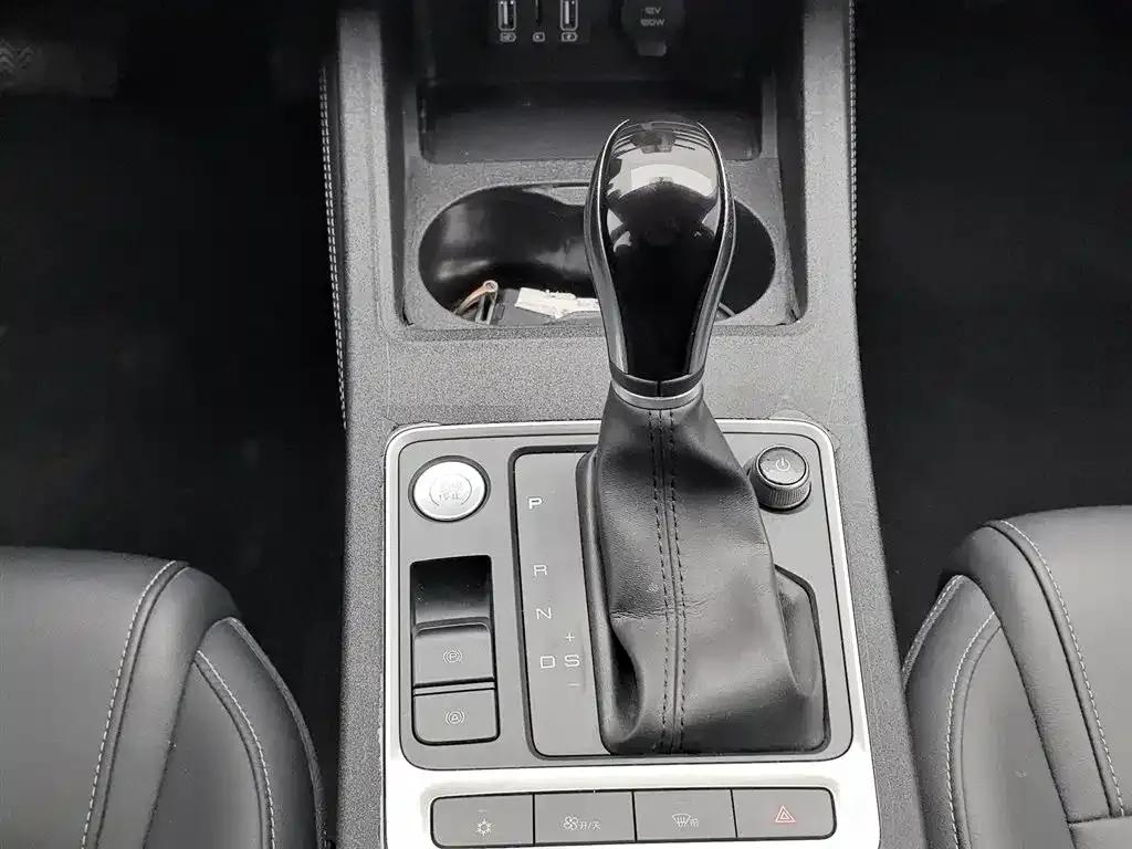 Qin 2019 1.5L Automatic Premium Edition — миниатюра 13