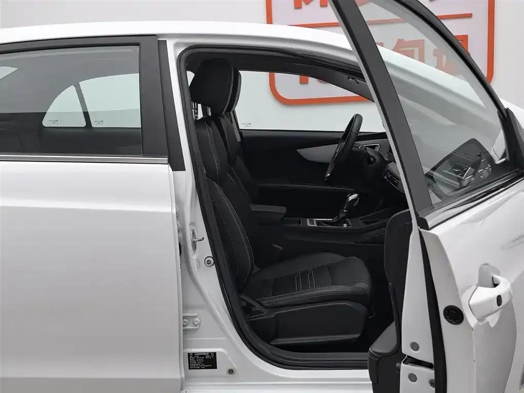 Qin 2019 1.5L Automatic Premium Edition — миниатюра 23