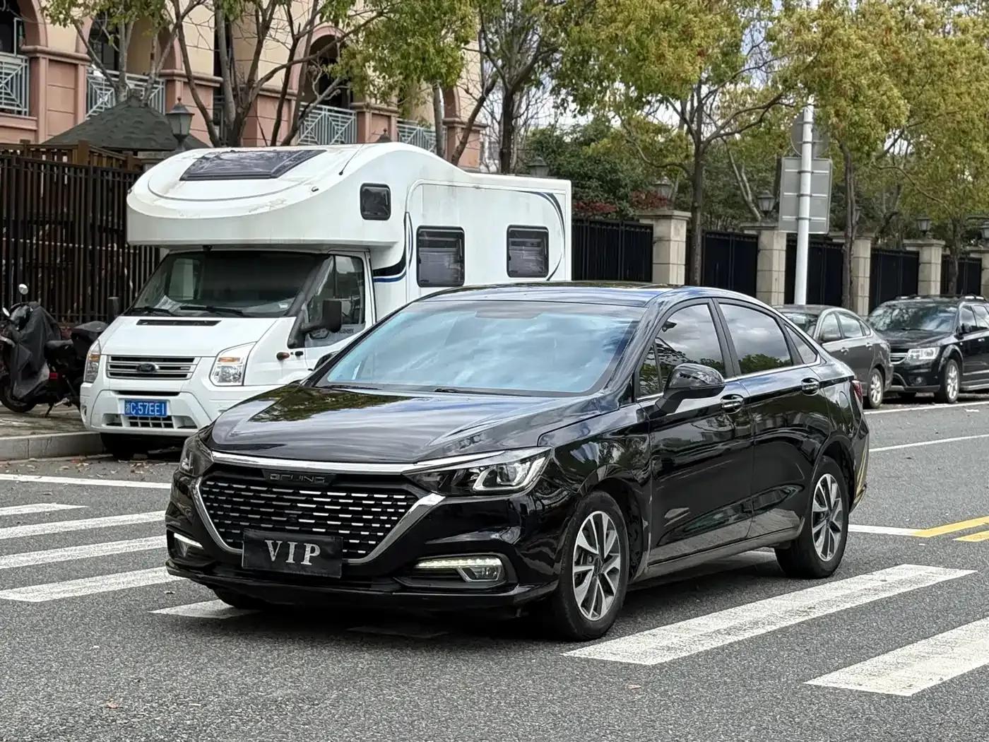 Beijing U5 2020 1.5T CVT Deluxe Edition (National VI Emission Standard) — миниатюра 1