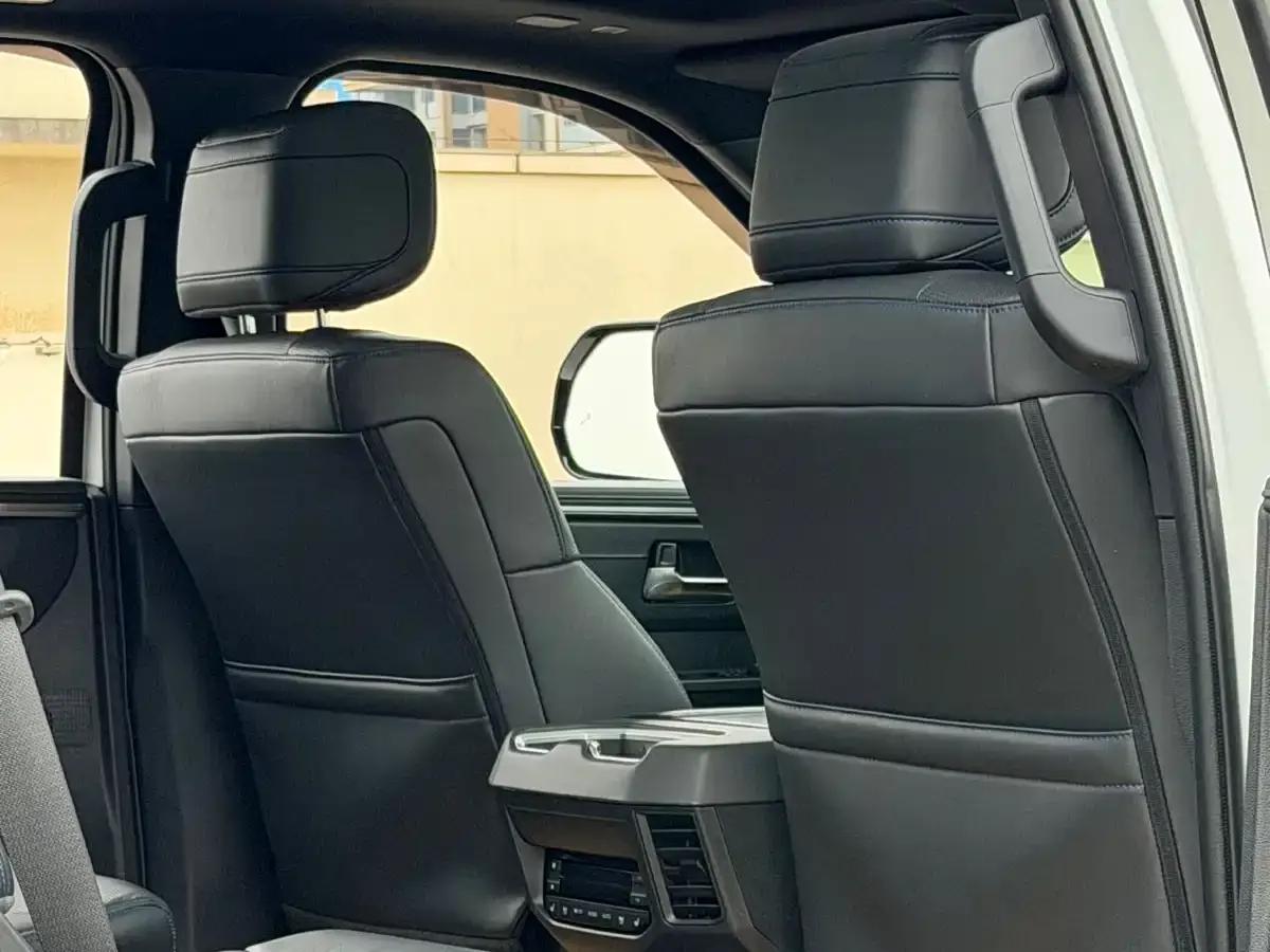 2023 Sequoia 3.5L US Spec — миниатюра 11
