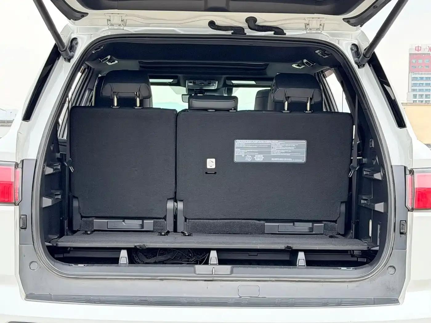 2023 Sequoia 3.5L US Spec — миниатюра 16