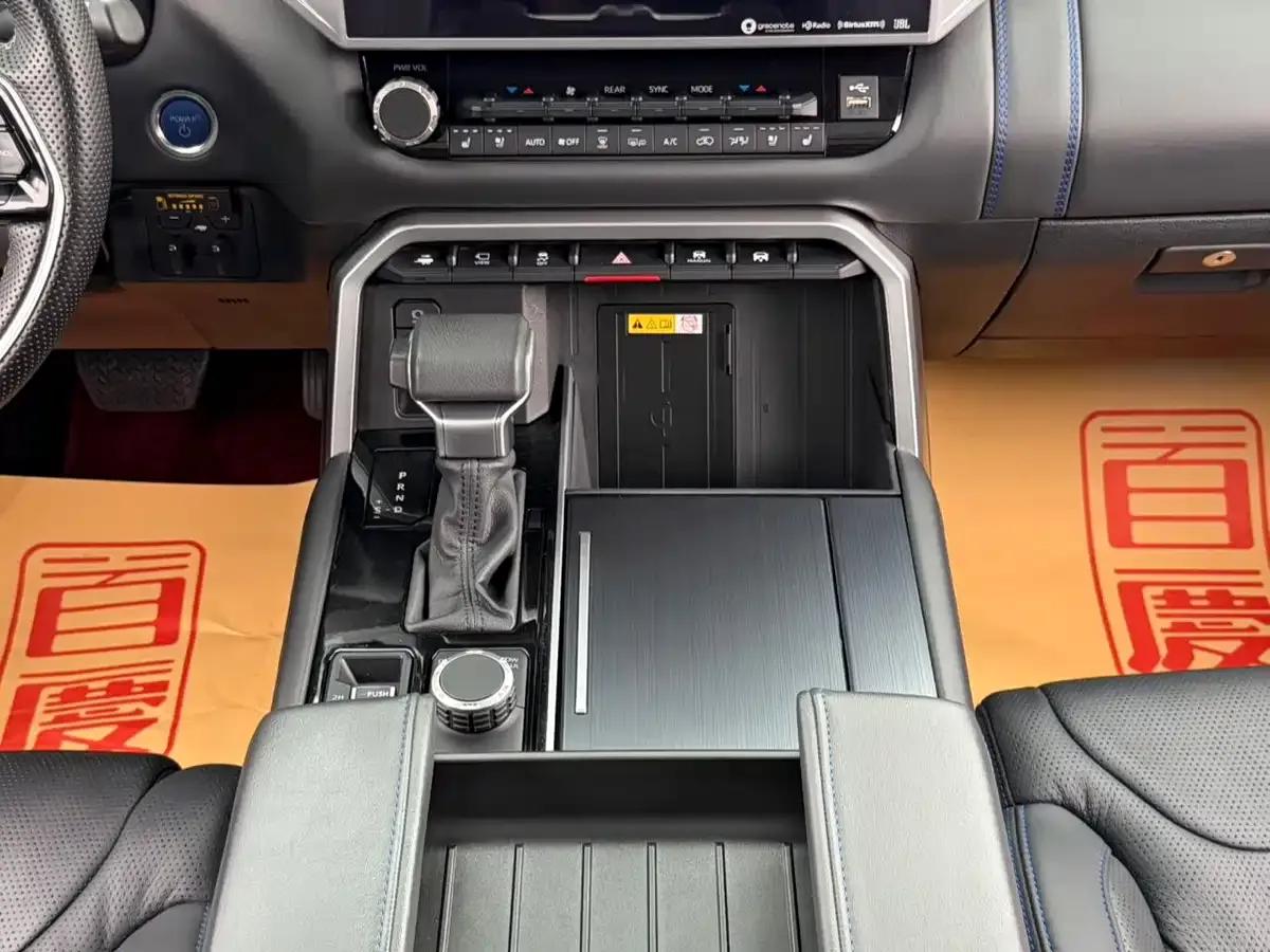 2023 Sequoia 3.5L US Spec — миниатюра 6