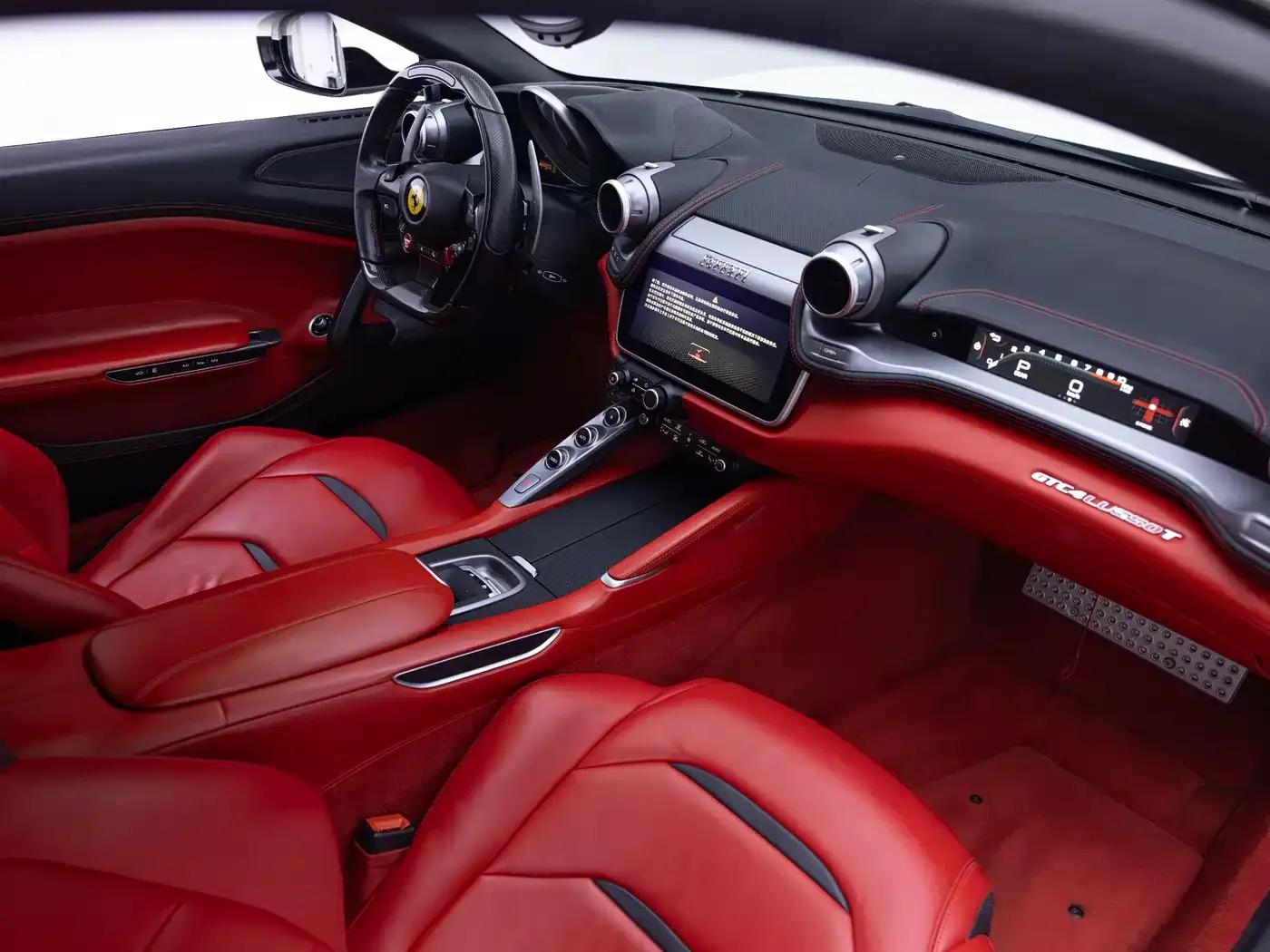 2017 GTC4Lusso 3.9T V8 — миниатюра 14