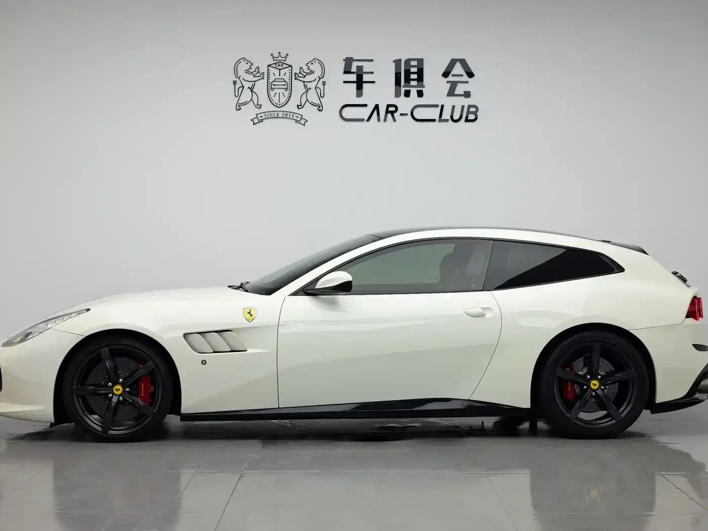 2017 GTC4Lusso 3.9T V8 — миниатюра 3