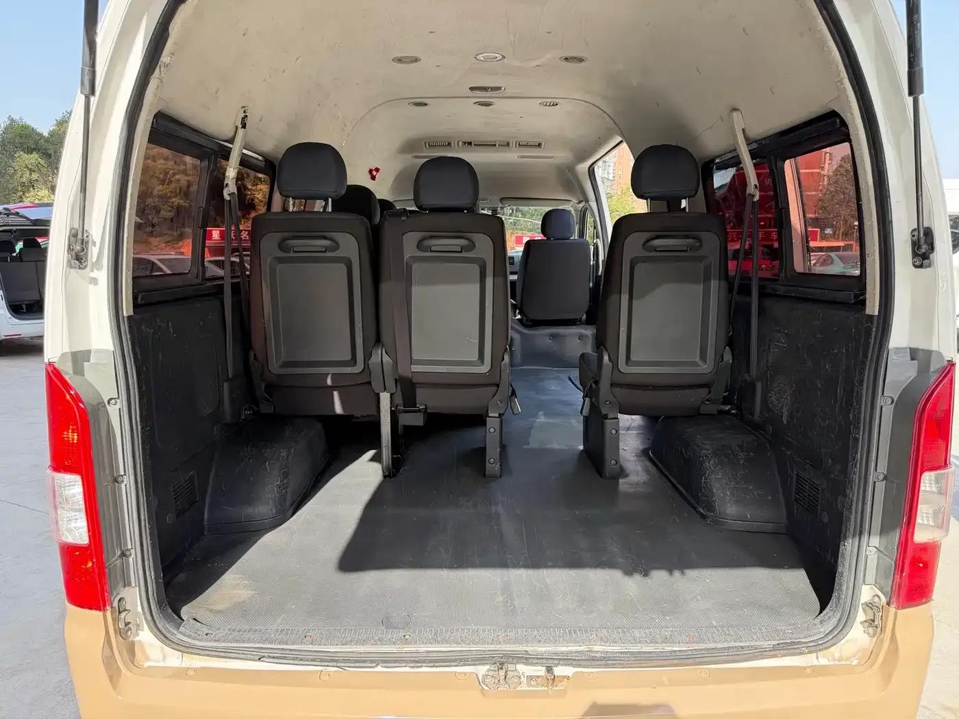 Fengjing G9 2020 2.8T Diesel Commercial Version Long Wheelbase High Roof 9 Seats with Bright Windows 4J28TC3 — миниатюра 11
