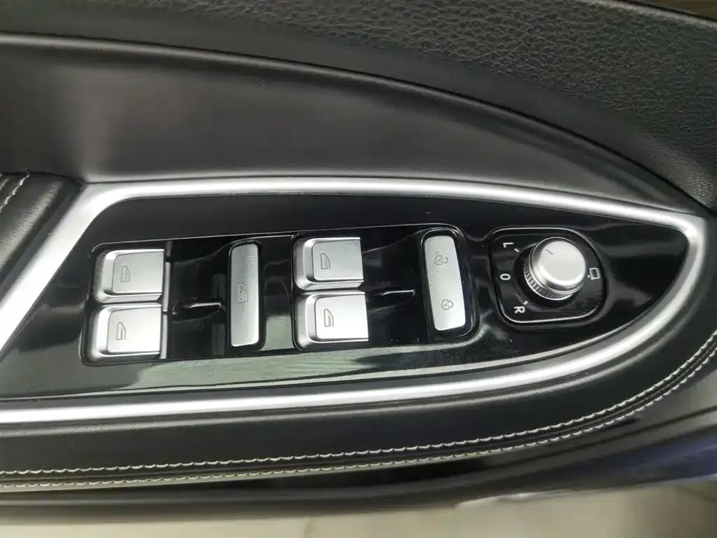 Geely Borui New Energy 2018 1.5T PHEV Elite Edition — миниатюра 9