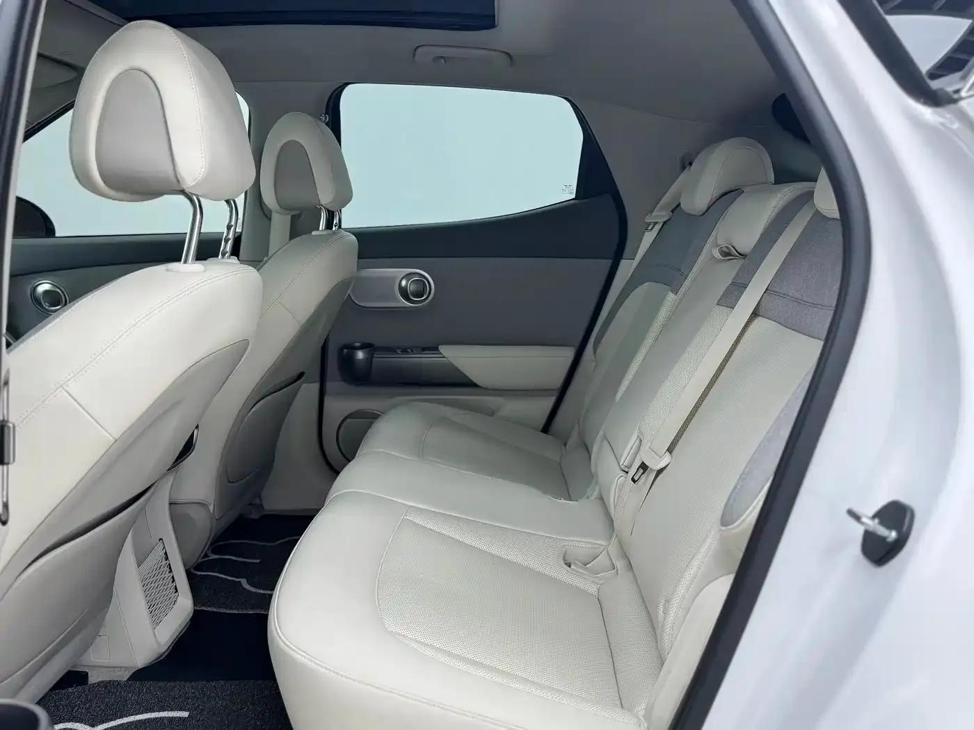 Genesis GV60 2024 Single Motor Rear-Wheel Drive Luxury Edition — миниатюра 6