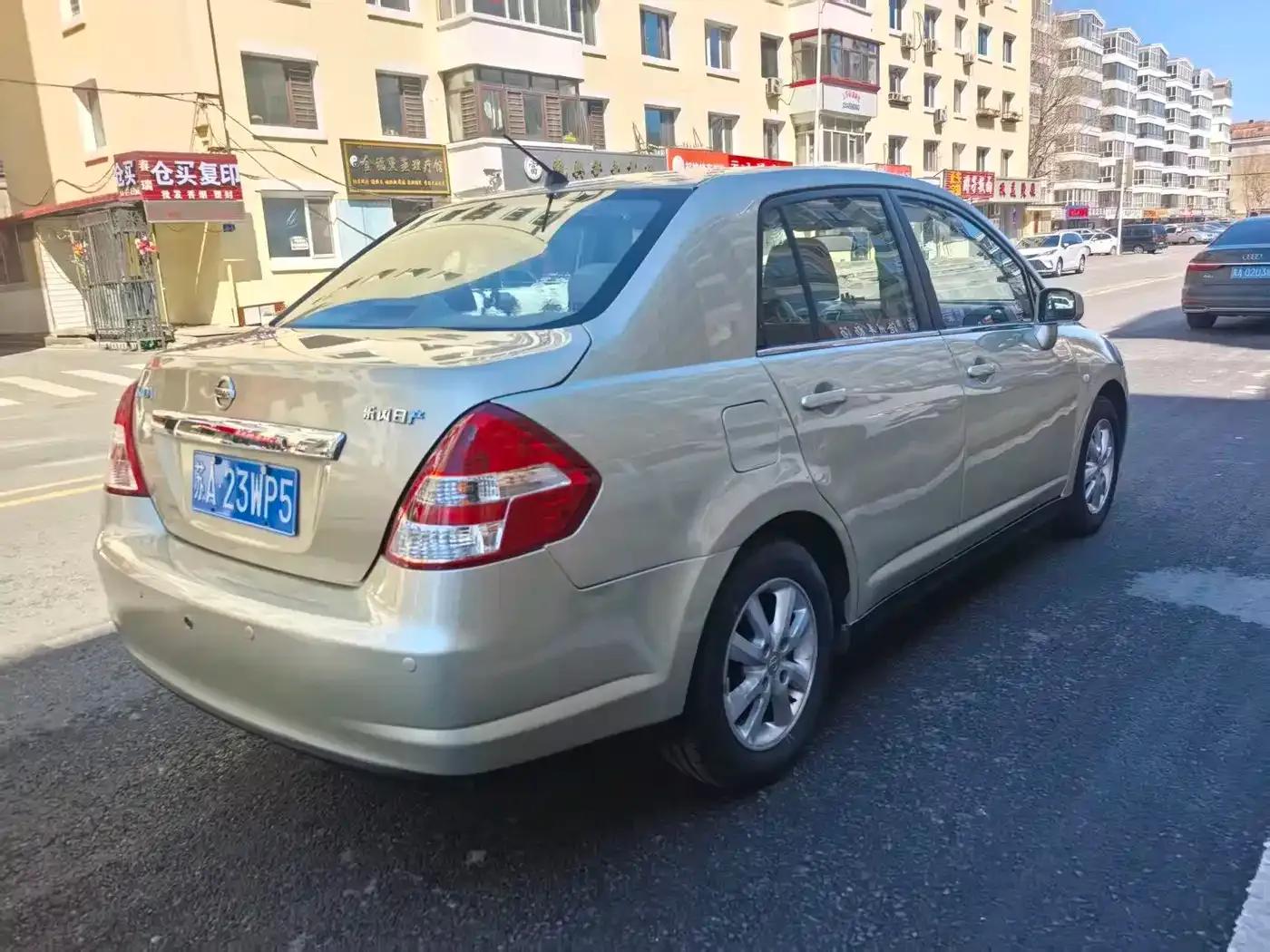 Tiida 2009 1.6L Automatic Technology Edition — миниатюра 4