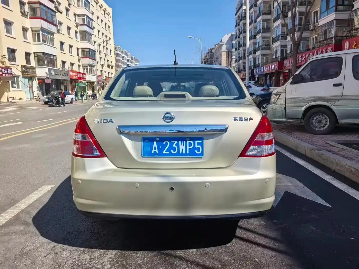 Tiida 2009 1.6L Automatic Technology Edition — миниатюра 5