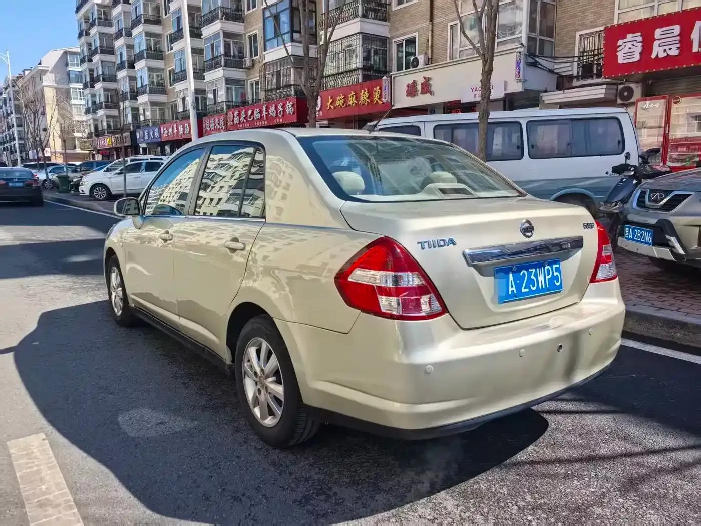 Tiida 2009 1.6L Automatic Technology Edition — миниатюра 6