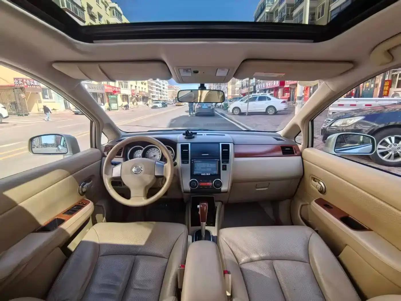 Tiida 2009 1.6L Automatic Technology Edition — миниатюра 9