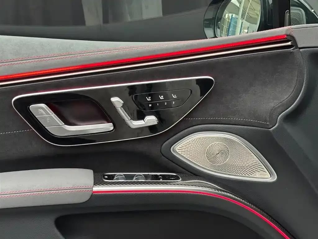 2022 Mercedes-Benz EQS AMG 53 4MATIC+ — миниатюра 39