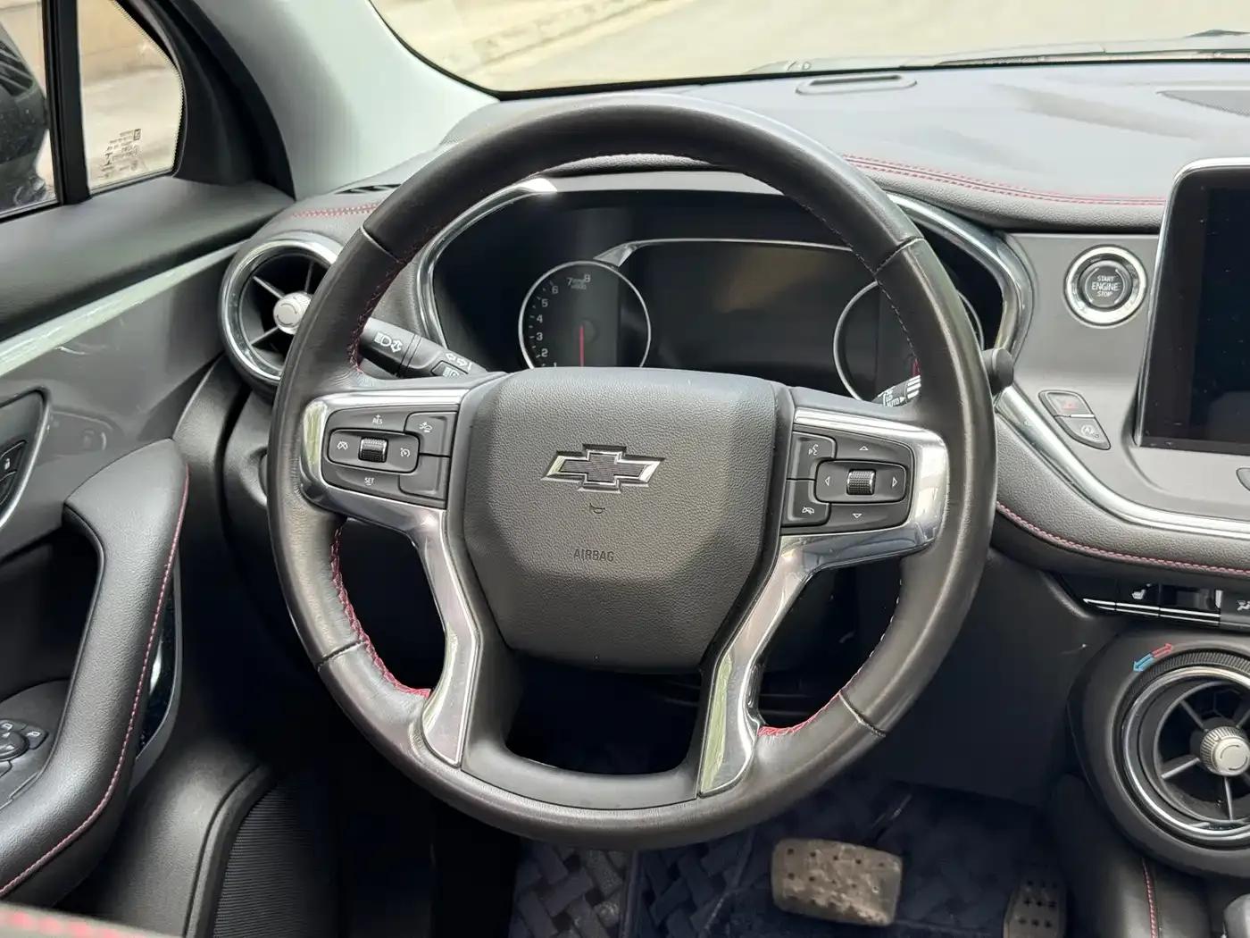 2022 Chevrolet Blazer Mild Hybrid 650T Redline 7-Seater Thunder Edition — миниатюра 19