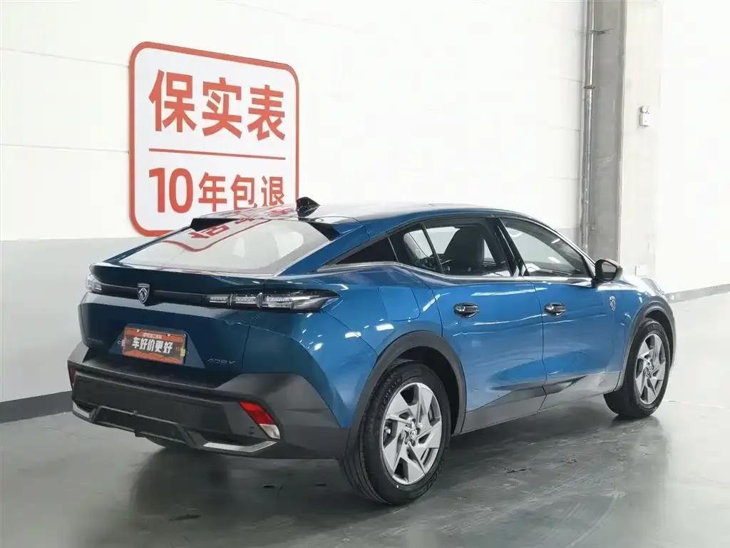 Peugeot 408X 2023 Gravity Edition — миниатюра 2