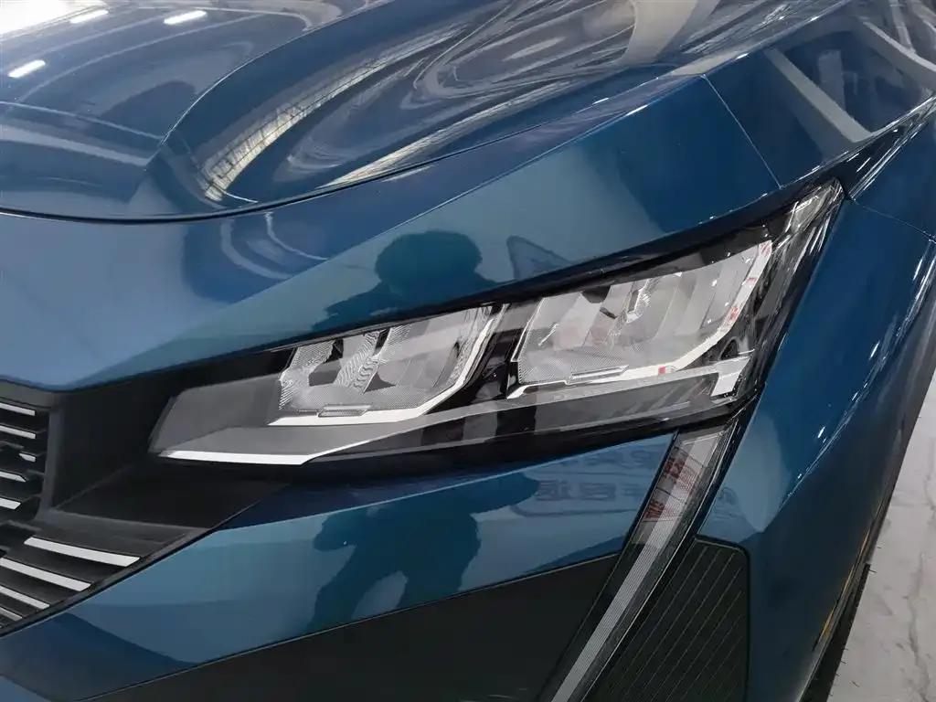 Peugeot 408X 2023 Gravity Edition — миниатюра 7