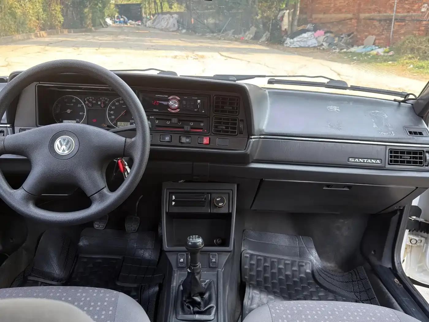 Santana Classic 2009 Model 1.8 Manual — миниатюра 6