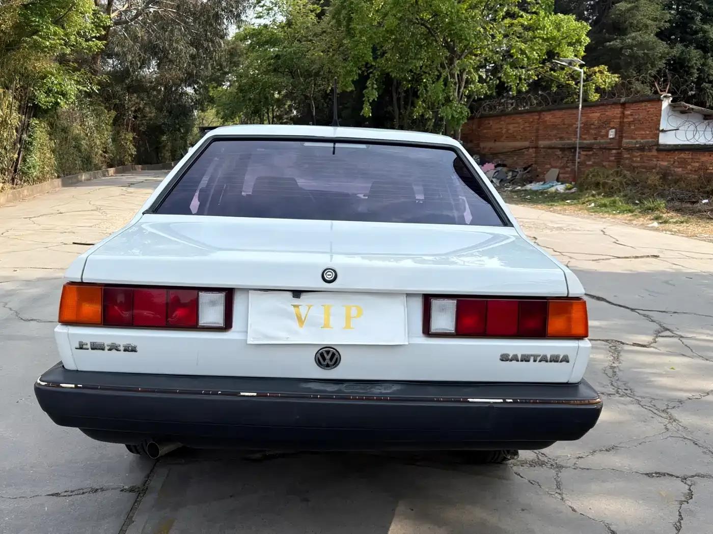 Santana Classic 2009 Model 1.8 Manual — миниатюра 9