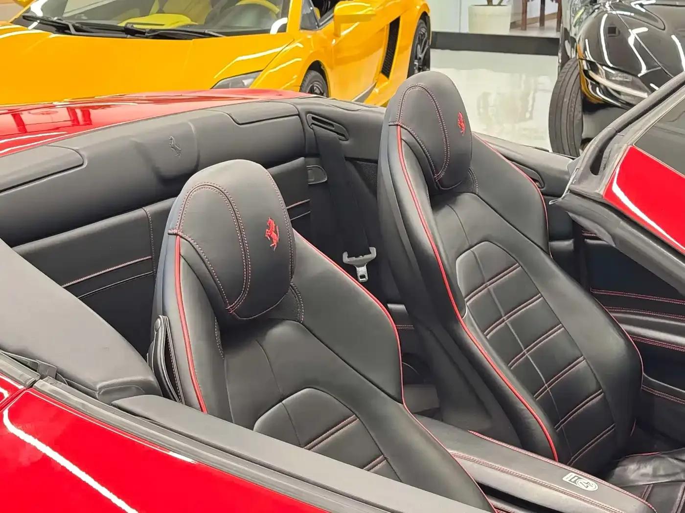California T 2015 3.9T Standard Model — миниатюра 10