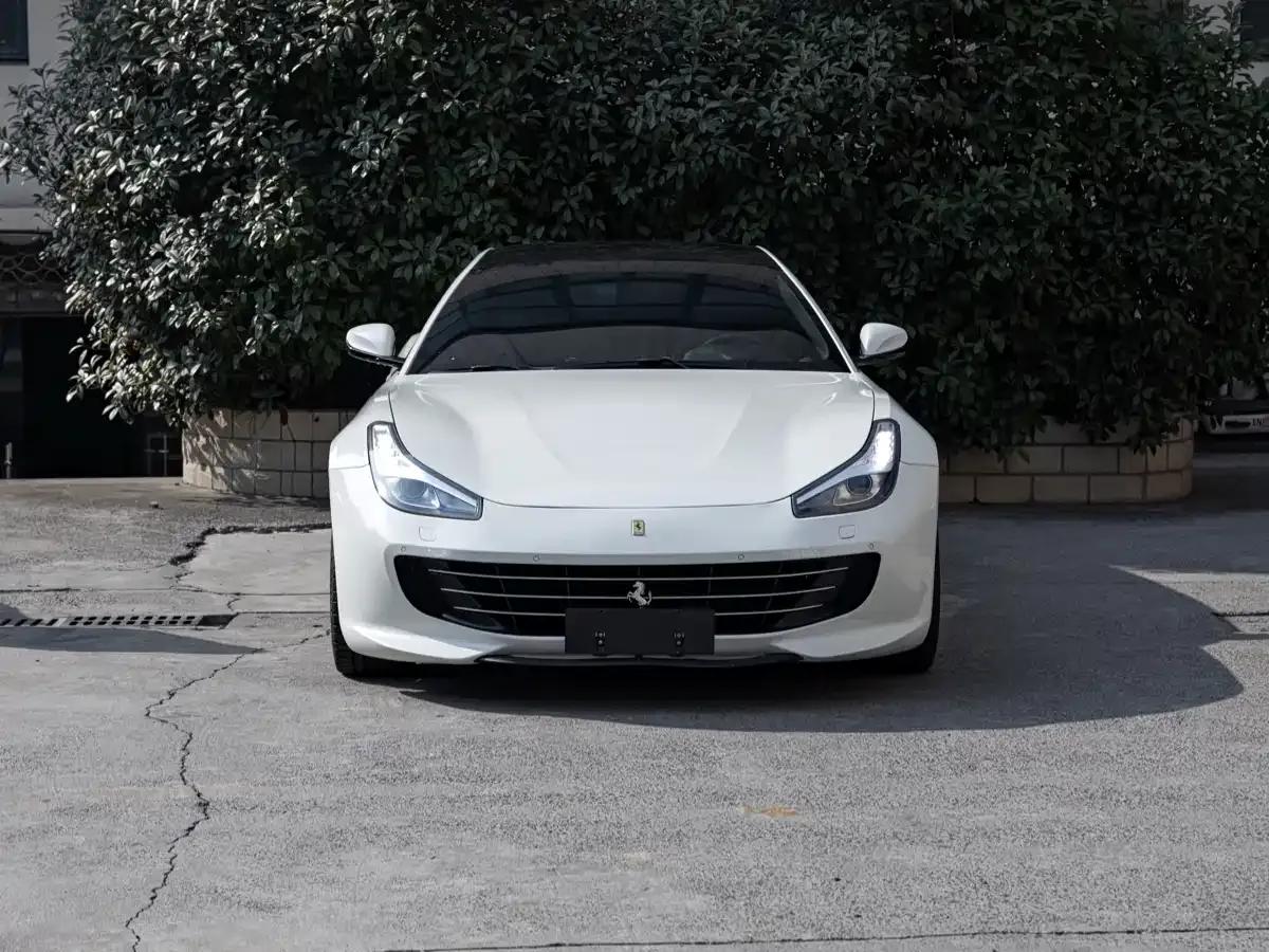 2016 GTC4Lusso 6.3L V12 — миниатюра 2